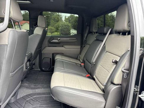 Used 2024 Chevrolet Silverado 1500 ZR2 w/ Technology Package AWD/4WD image 25