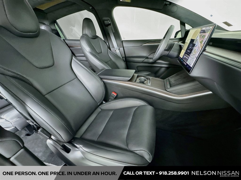 Used 2024 Tesla Model X AWD/4WD image 30
