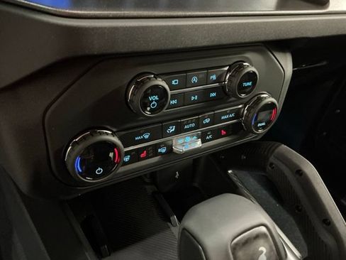 New 2026 Ford Bronco Raptor w/ Interior Carbon Fiber Pack AWD/4WD image 24