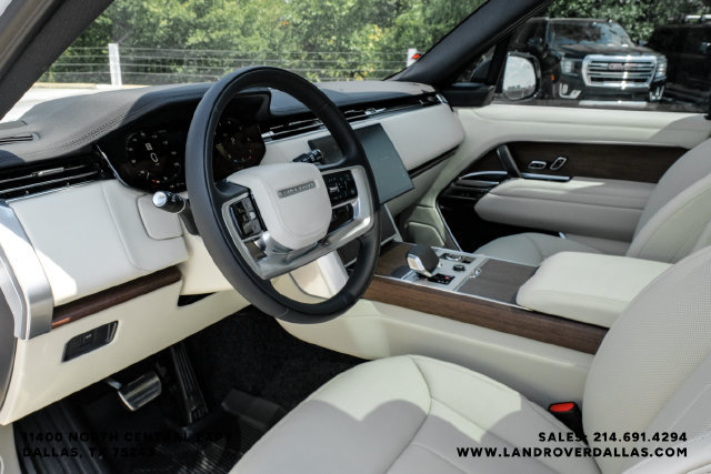 New 2027 Land Rover Range Rover SE AWD/4WD image 2