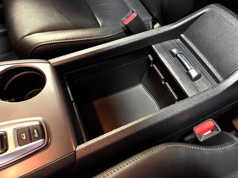 Used 2022 Honda Pilot Special Edition image 8