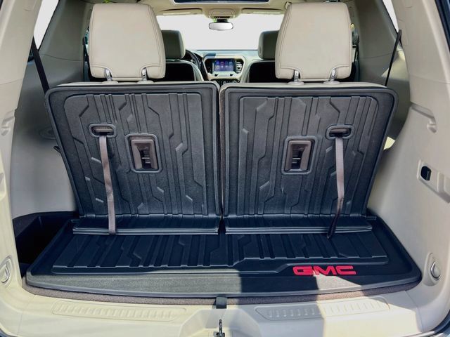 Used 2019 GMC Acadia Denali w/ Technology Package AWD/4WD image 24