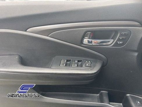 Used 2022 Honda Pilot Special Edition image 26