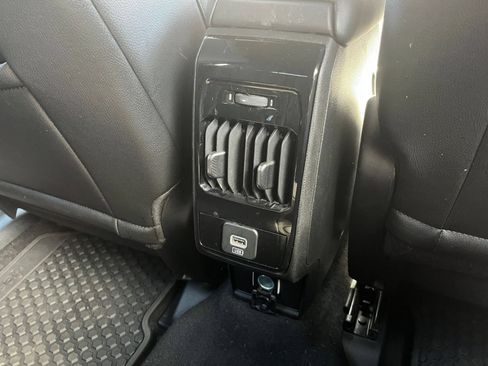 Used 2025 Jeep Compass Trailhawk AWD/4WD image 21
