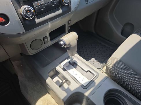 Used 2017 Nissan Frontier Desert Runner RWD image 26