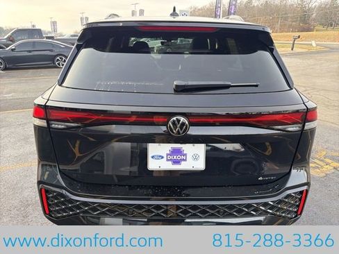 New 2026 Volkswagen Tiguan SE R-Line image 6