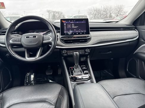 Certified 2022 Jeep Compass Latitude image 15