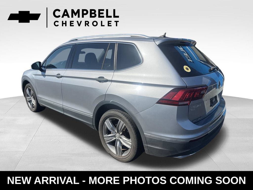 Used 2021 Volkswagen Tiguan SEL w/ 3-Row Tiguan MDO Package FWD image 3