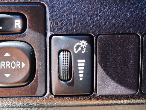 Used 2019 Toyota Corolla SE w/ Protection Package FWD image 41