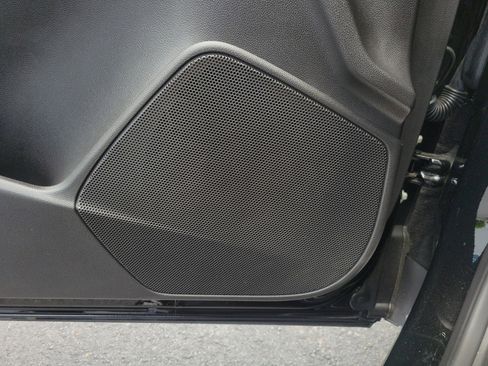 Certified 2025 Cadillac XT4 Premium Luxury FWD image 18