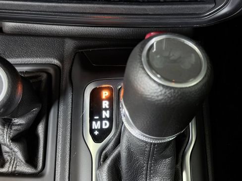 Used 2023 Jeep Wrangler Unlimited Sport AWD/4WD image 40