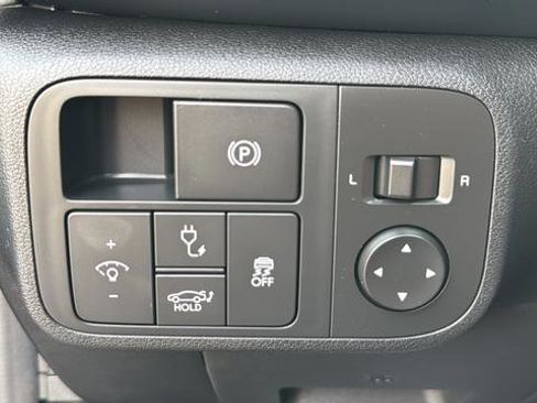 Used 2024 Hyundai Ioniq 6 SEL image 19