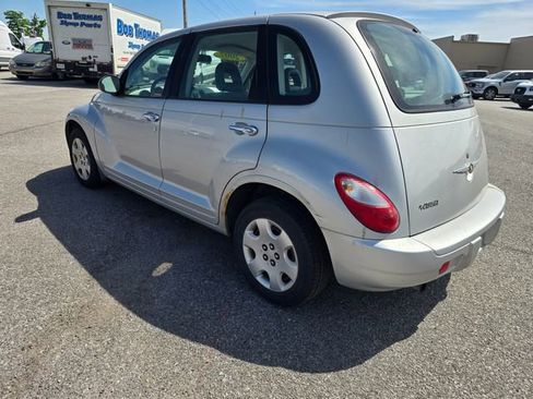 Used 2007 Chrysler PT Cruiser FWD image 5
