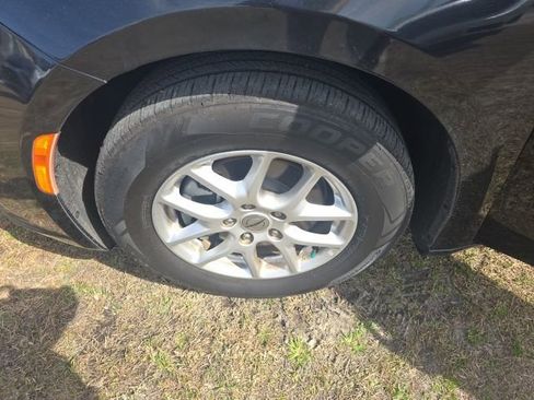 Used 2022 Chrysler Pacifica Touring-L image 20