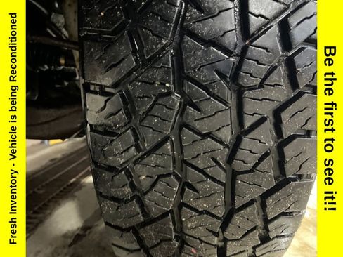 Used 2015 Ford F150 XLT w/ Equipment Group 302A Luxury image 24