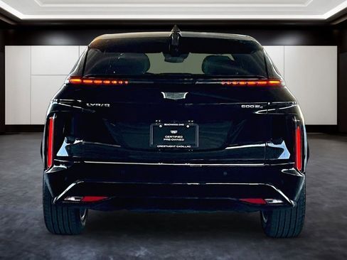 Certified 2024 Cadillac Lyriq Luxury AWD/4WD image 5