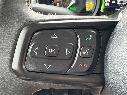 Used 2024 Jeep Wrangler Unlimited AWD/4WD image 14