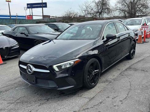 Used 2022 Mercedes-Benz A 220 4MATIC w/ Premium Package Lite image 1