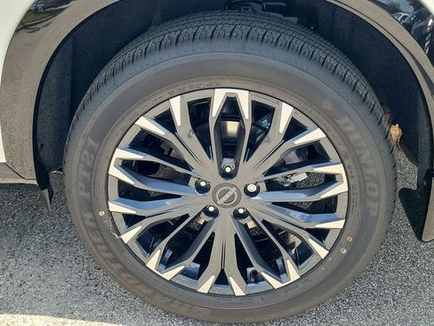 New 2026 Nissan Rogue Platinum w/ Platinum Premium Package image 3