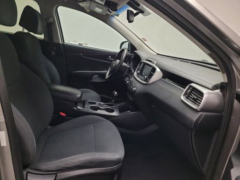Used 2017 Kia Sorento LX w/ LX V6 Convenience Package FWD image 21