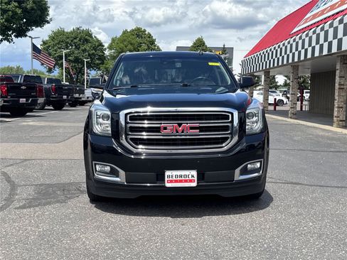 Used 2019 GMC Yukon SLT AWD/4WD image 2