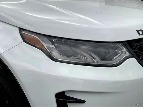 New 2026 Land Rover Discovery Sport Landmark AWD/4WD image 16
