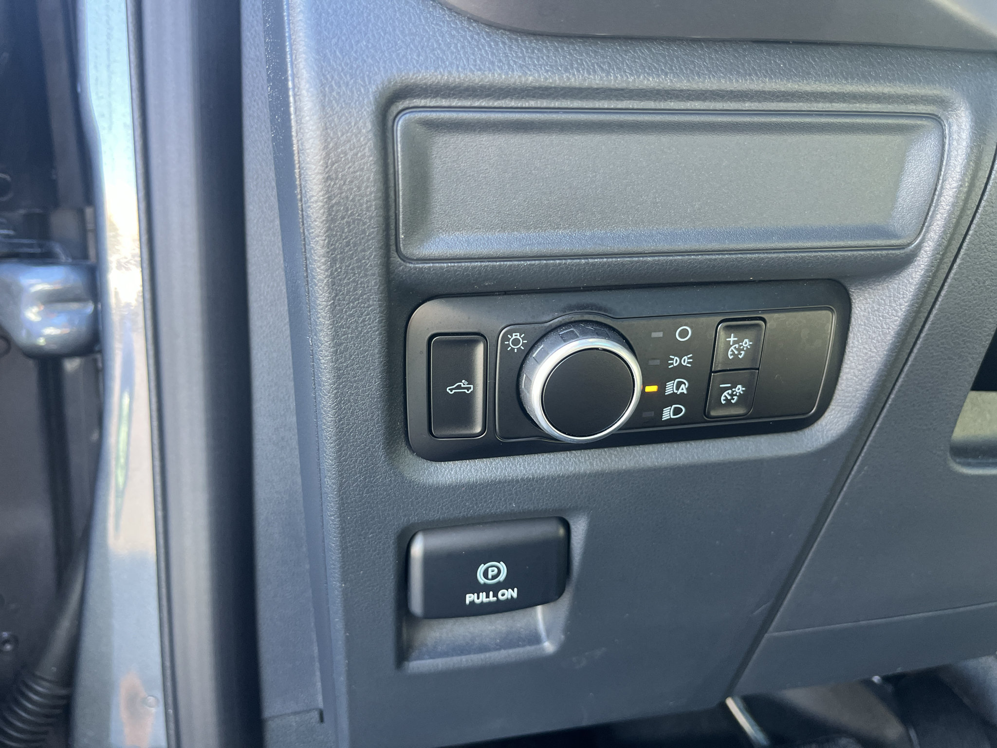 Used 2024 Ford F150 XL RWD image 16