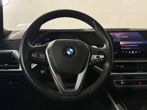 Used 2025 BMW X5 xDrive40i w/ Parking Assistance Package AWD/4WD image 19