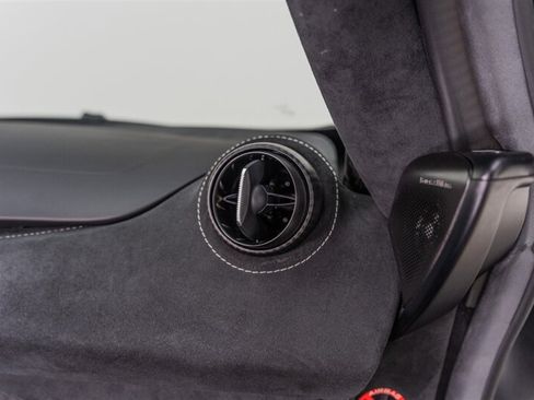 Used 2024 McLaren 750S Spider RWD image 66