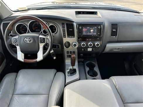 Used 2016 Toyota Sequoia Platinum image 9