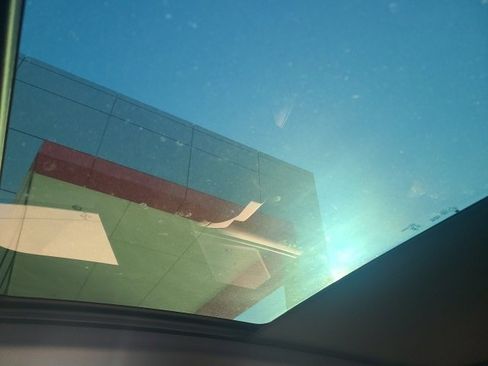 Used 2024 Audi Q3 2.0T Premium image 34