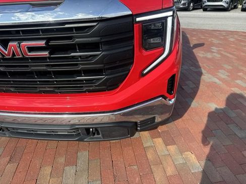 Used 2025 GMC Sierra 1500 Pro w/ Convenience Package RWD image 24