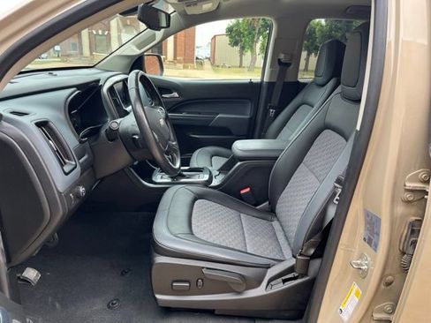 Used 2022 Chevrolet Colorado Z71 RWD image 14