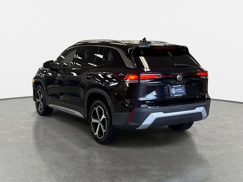 New 2026 Volkswagen Tiguan SE image 7