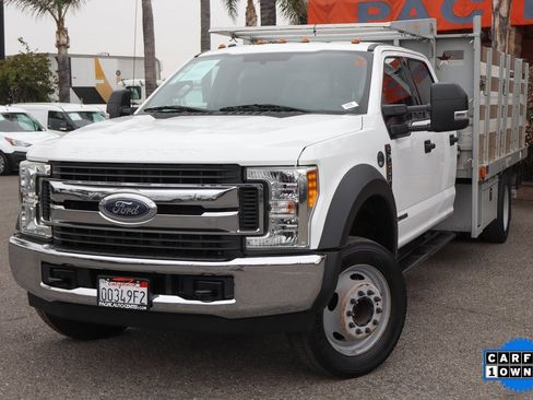 Used 2017 Ford F550 2WD Crew Cab Super Duty image 4