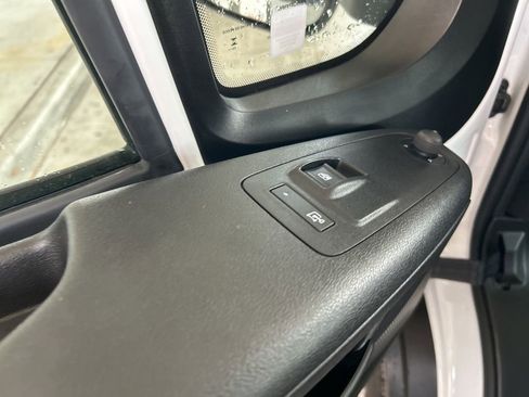 Used 2024 RAM ProMaster 3500 w/ Delivery Van Package FWD image 32
