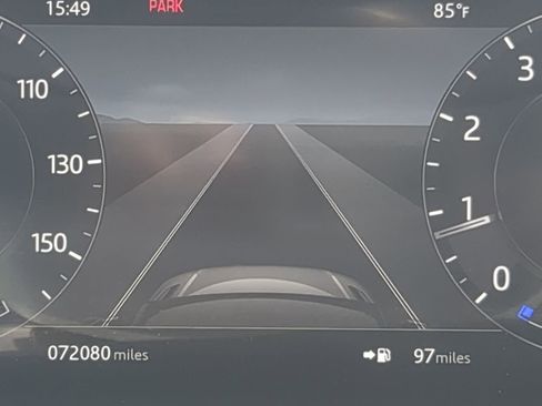 Used 2019 Land Rover Range Rover Velar R-Dynamic SE image 26