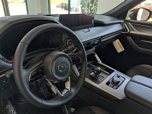 New 2026 MAZDA CX-70 3.3 Turbo S w/ Premium Package AWD/4WD image 19