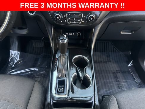 Used 2019 Chevrolet Equinox LT w/ Driver Convenience Package FWD image 27