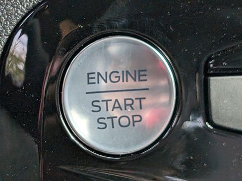 New 2026 Ford Escape ST-Line w/ Tech Pack #1 image 19