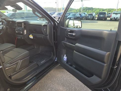 Used 2026 GMC Sierra 1500 Pro w/ Pro Value Package AWD/4WD image 7