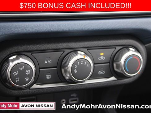 New 2025 Nissan Versa SV image 22