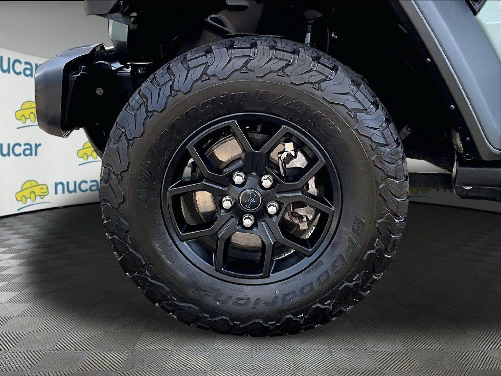 Used 2024 Jeep Wrangler Unlimited AWD/4WD image 7