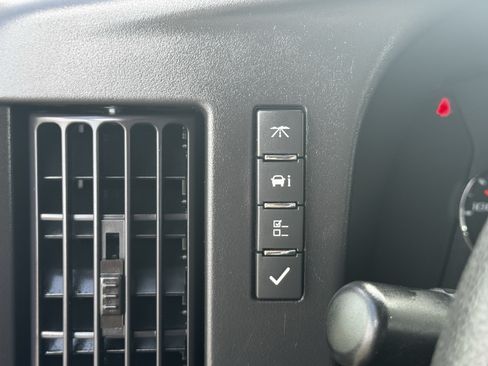 Used 2024 GMC Savana 2500 w/ Driver Convenience Package RWD image 24