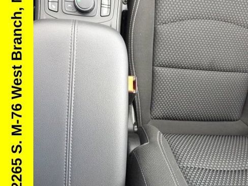 Used 2024 GMC Terrain SLE w/ Driver Convenience Package AWD/4WD image 25