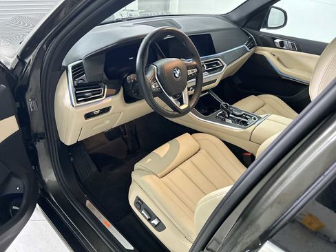 Used 2022 BMW X5 xDrive45e w/ Climate Comfort Package image 11