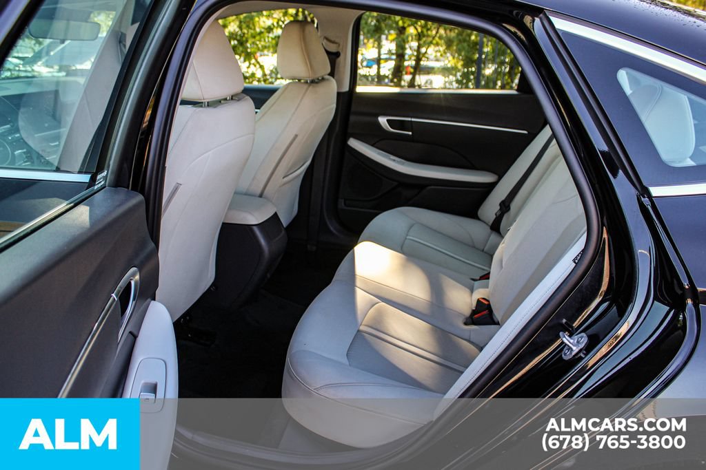 Used 2025 Hyundai Sonata SEL FWD image 17