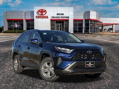 New 2025 Toyota RAV4 XLE