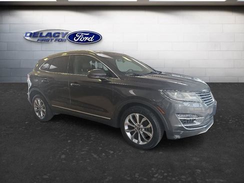 Used 2017 Lincoln MKC Select AWD/4WD image 9