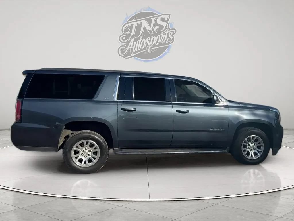 Used 2020 GMC Yukon XL SLT w/ Open Road Package AWD/4WD image 6